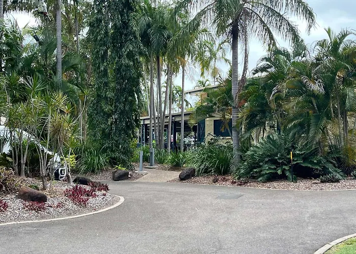 Bushland Beach Tavern